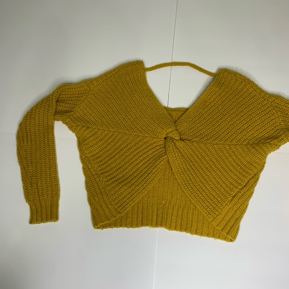 Yes Lola Marigold Yellow Chunky Knit Open Back Wool Alpaca Blend Sweater Small - Picture 6 of 12